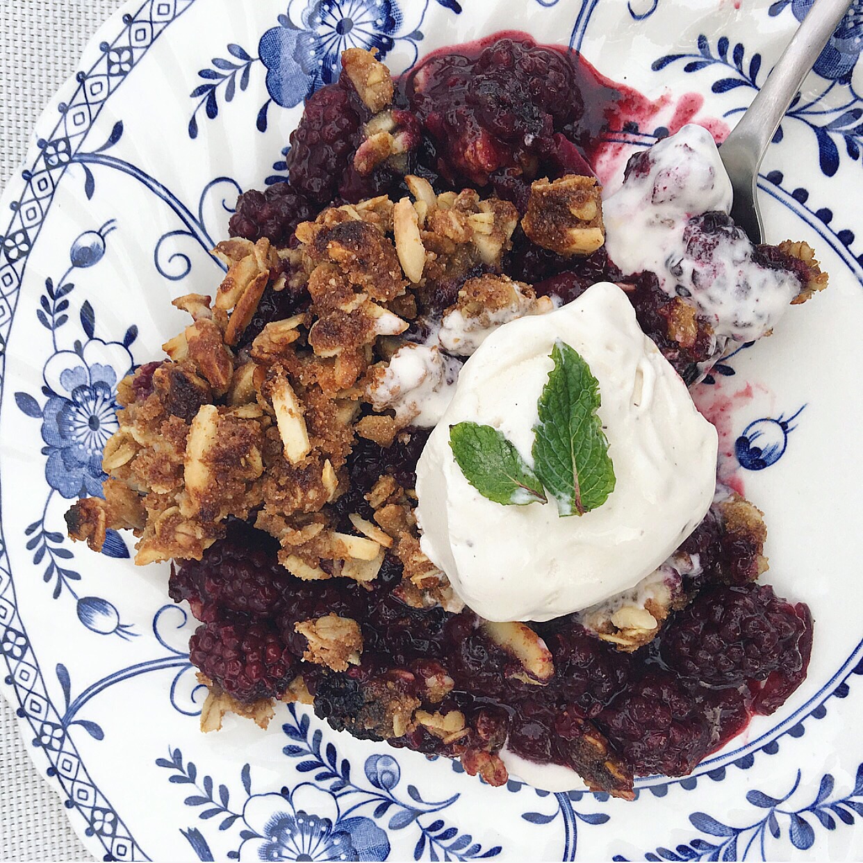 Lemon-Thyme Blackberry Crumble