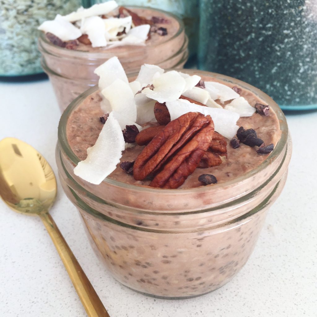 Chocolate Pecan Coconut Overnight Oats (Vegan)